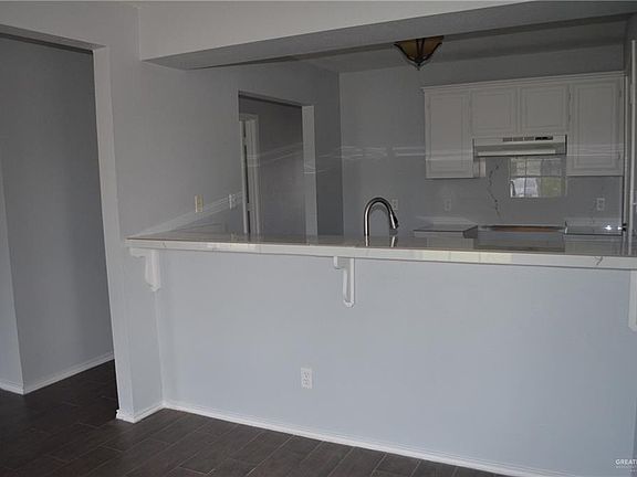 5th image of 424 Cripple Creek Cir
