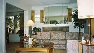 3rd image of 341 Cypress Ave