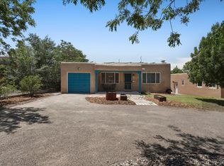 813 Girard Blvd SE, Albuquerque, NM 87106