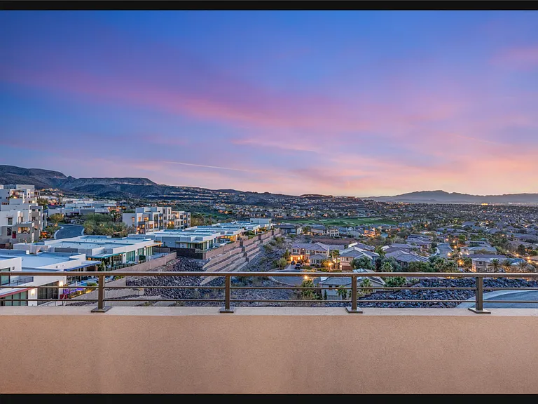 350 Solitude Peak Ln — Photo 25