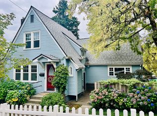 1636 SW Carson St UNIT A, Portland, OR 97219