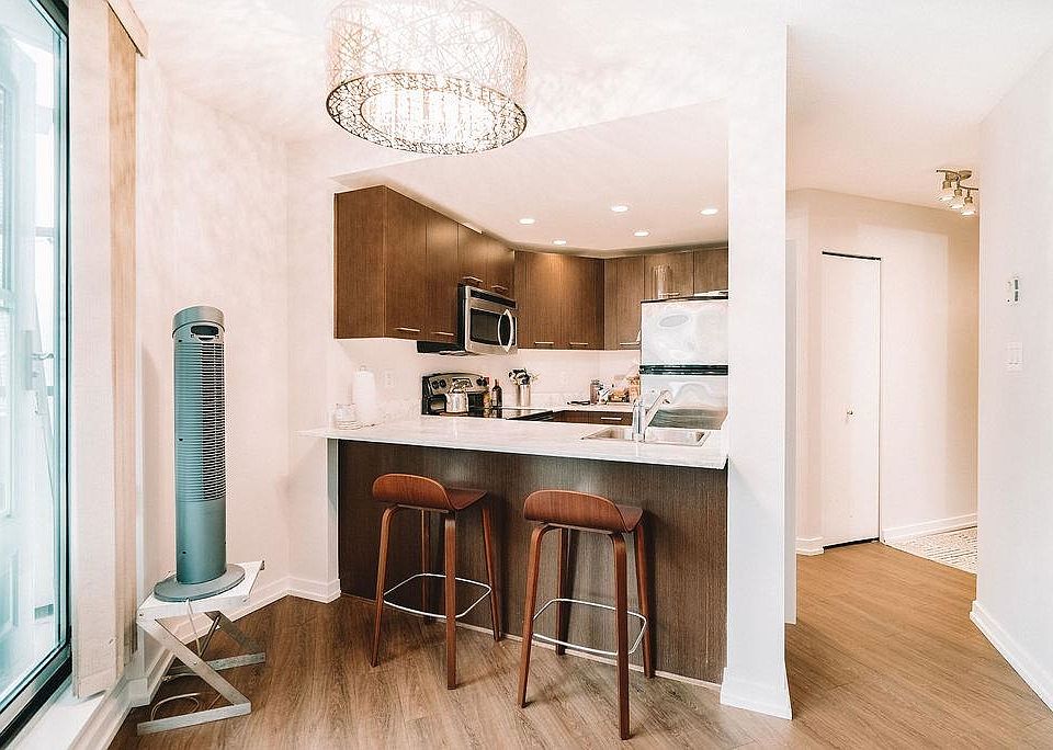 1st image of 1212 Howe St #304