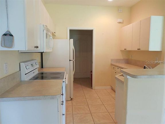 3rd image of 2360 Allegheny Ln