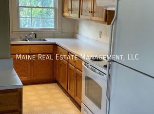94 Western Ave APT 2, Augusta, ME 04330