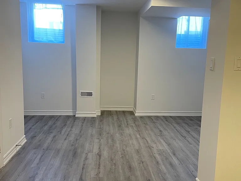 1287 Plymouth Dr — Photo 4