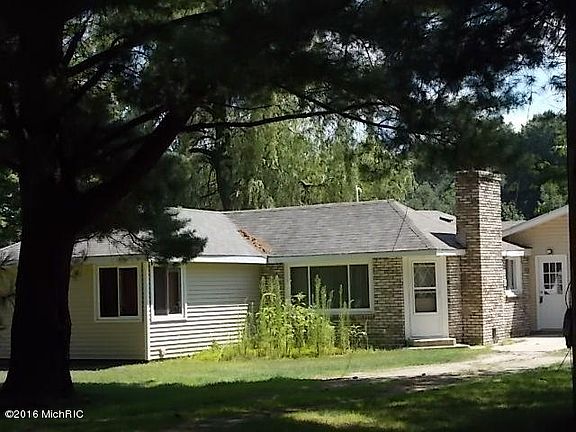 2nd image of 1546 E James St