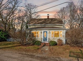 8 Westwood Rd, Plymouth, MA 02360