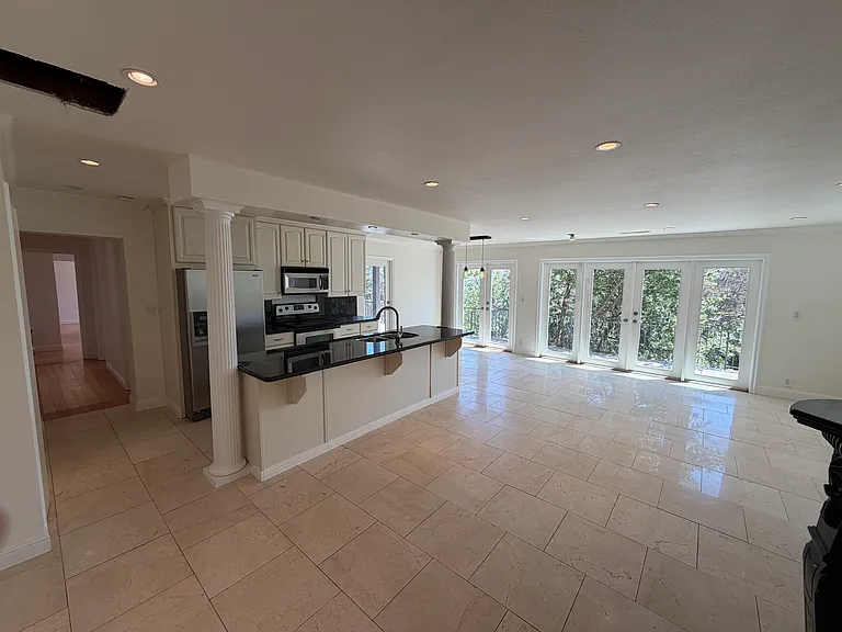 1320 El Curtola Blvd #A — Photo 13