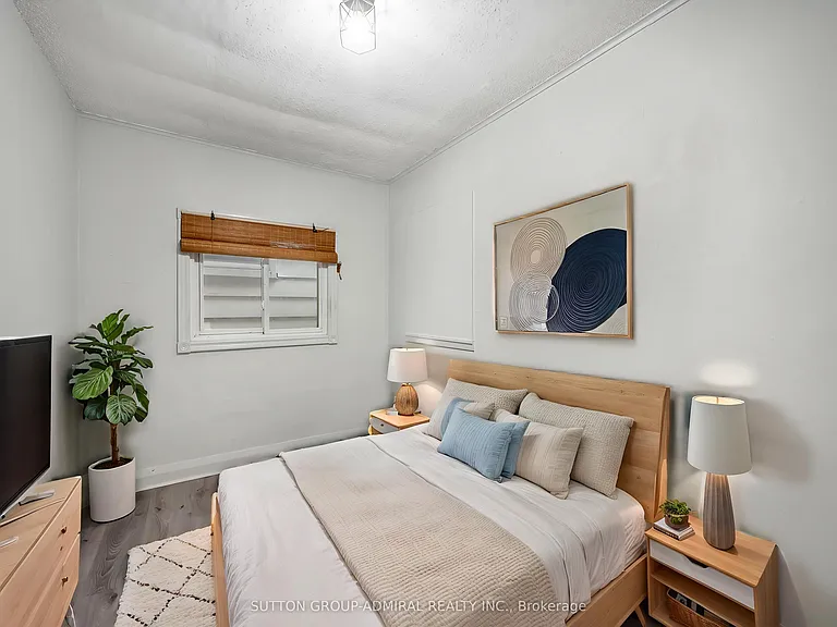 23 Kenworthy Ave — Photo 5