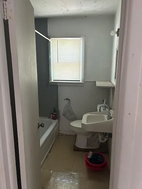 1 bed, 1.0 bath, 528 sqft, $900 — Photo 4