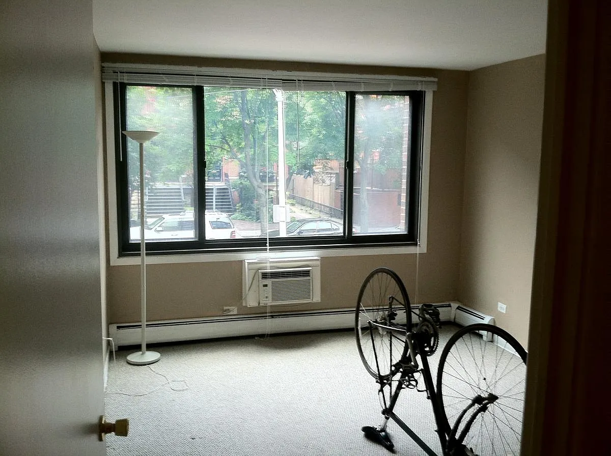 Building Photo - 644 W Arlington Pl #2B