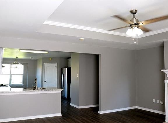 2nd image of 618 Colony Park Dr