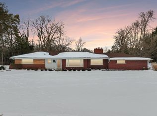 24700 N Cromwell Dr, Franklin, MI