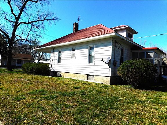 3rd image of 507 S Olive St