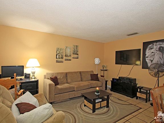 4th image of 82840 Crawford Dr