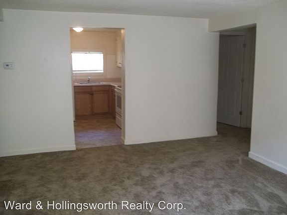3rd image of 946 Little Bay Ave APT B