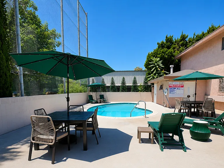 Vista Verde Apartments — Photo 17