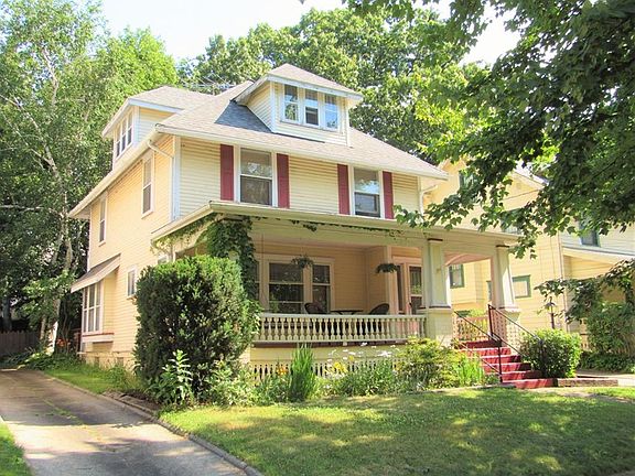 2nd image of 885 Elmore Ave