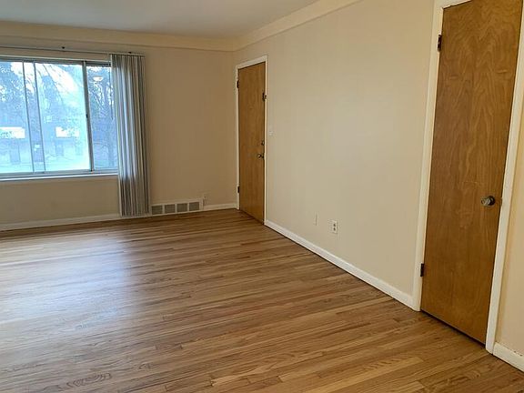 2nd image of 24226 Ann Arbor Trl #8