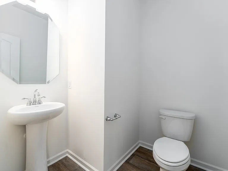 1423 Seawatch Dr — Photo 6