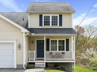 135 Main St UNIT B, Millbury, MA 01527