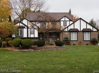 4595 Nathan St W, Sterling Heights, MI 48310