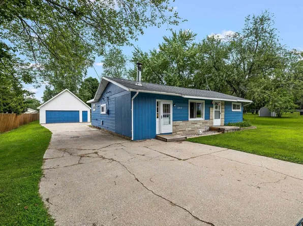 2513 Parsons Ct, Midland, MI 48642