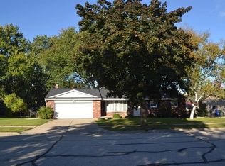 1016 Lee Ave, De Pere, WI 54115