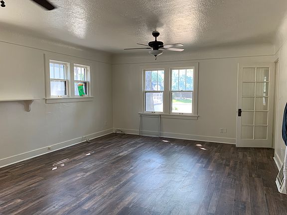 2nd image of 717 Grand Ave