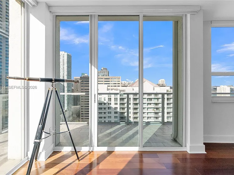 1155 Brickell Bay Dr #Penthouse 102 — Photo 3