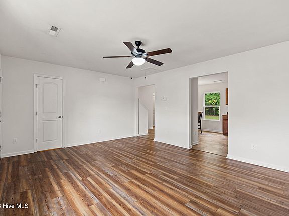 4th image of 1105 Jordan Lake Court
