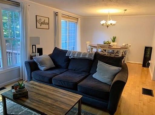 5th image of 39 Bellwood Cir #U39