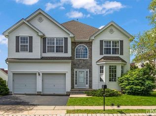 21 Muirfield Blvd, Monroe Township, NJ 08831