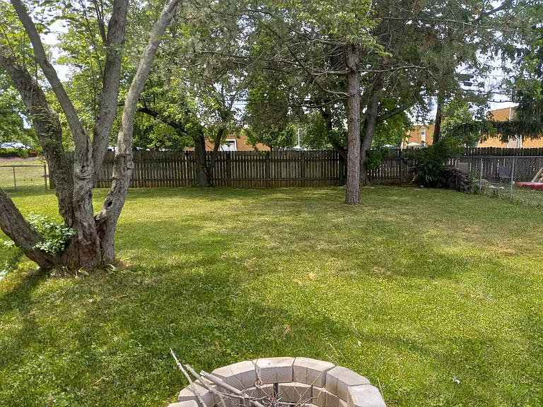 3827 Kingswood Dr — Photo 5