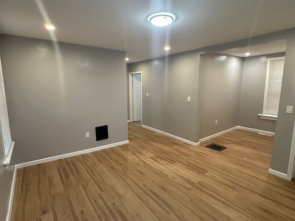 Living Room/Dinning Room