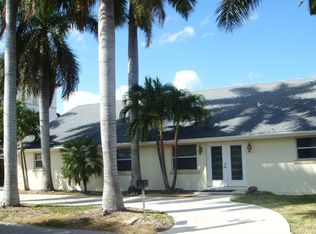815 Bamboo Ln, Delray Beach, FL 33483