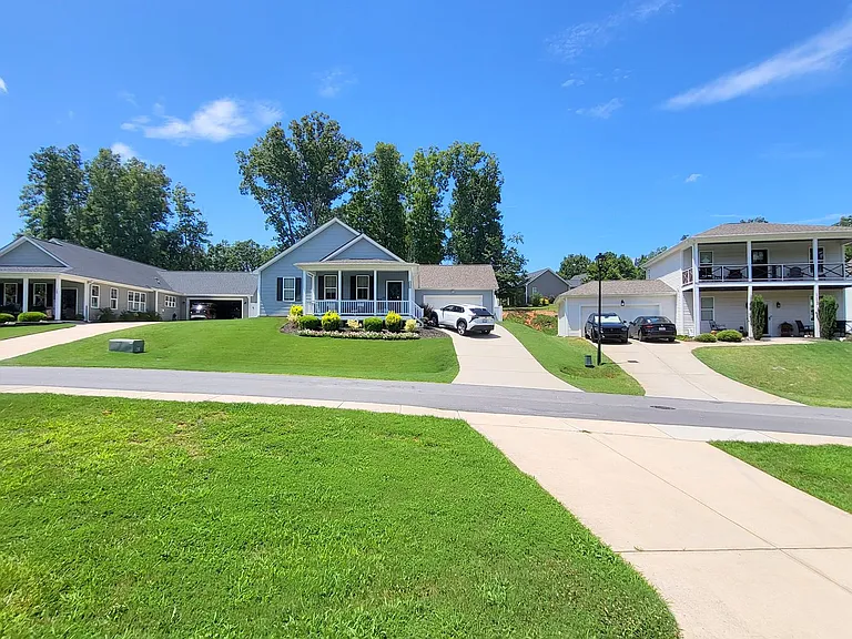 119 Ashley Woods Ct — Photo 21