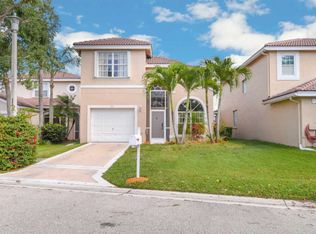 7691 Springfield Lake Dr, Lake Worth, FL 33467
