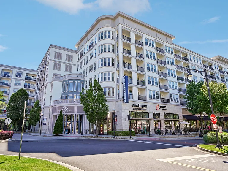 The GoodWynn at Town Brookhaven by ARIUM — Photo 1