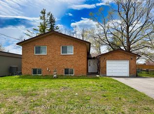 833 Fairbairn St, Peterborough, ON K9H6B9