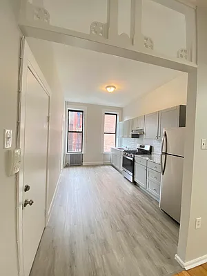 Rented by Douglas Elliman | media 10