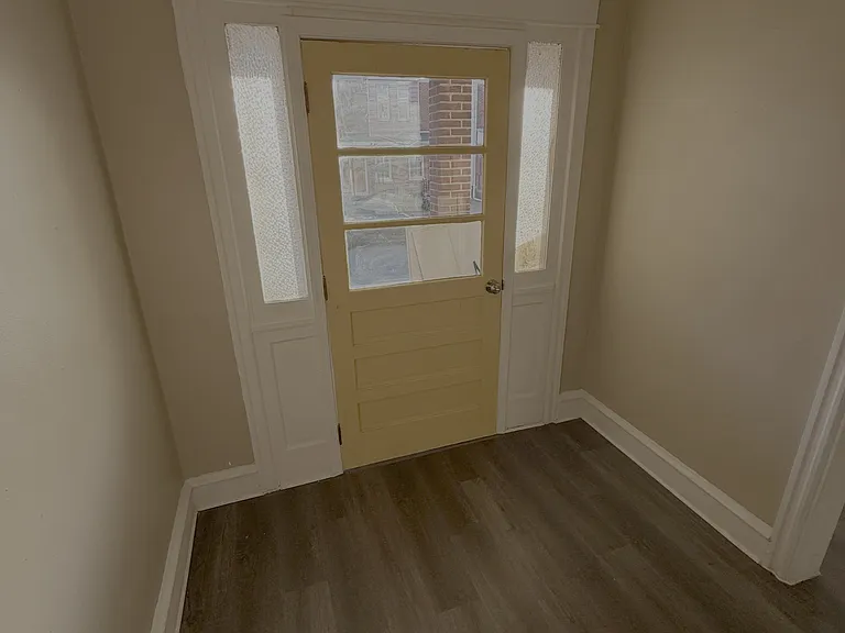1913 W 2nd St #1913 — Photo 5