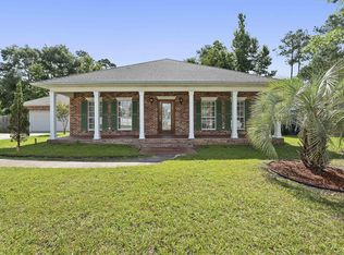 72695 Diamondhead Dr N, Diamondhead, MS 39525