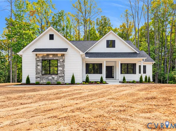 8018 Pembroke Cir, Spotsylvania, VA 22551