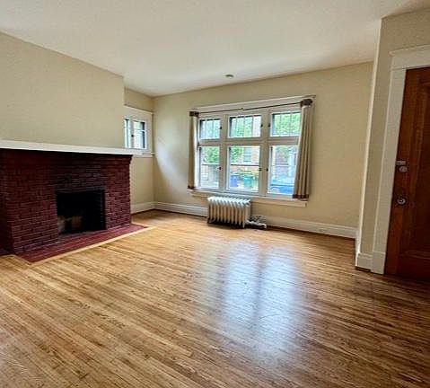 2nd image of 168 Mariner St APT 1