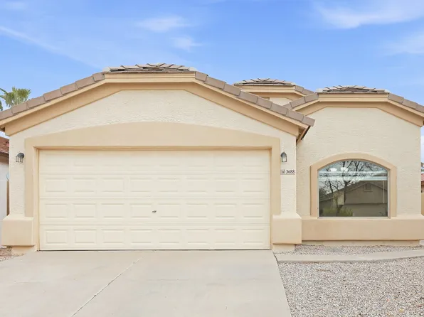 3688 W Yellow Peak Dr, San Tan Valley, AZ 85142