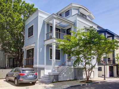 18 Corinne St, Charleston, SC 29403