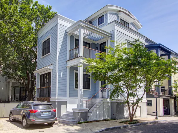 18 Corinne St, Charleston, SC 29403