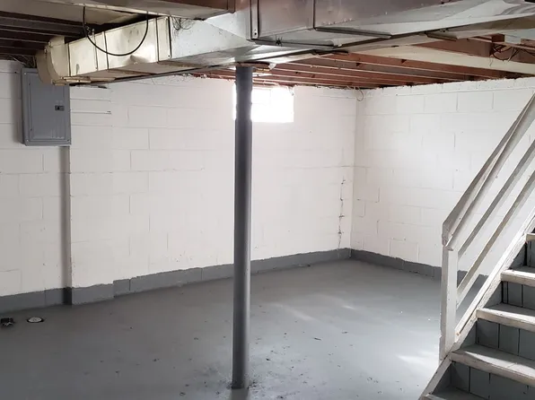 19413 Asbury Park, Detroit, MI 48235