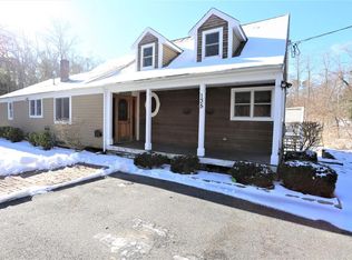 135 Blacksmith Shop Rd, East Falmouth, MA 02536
